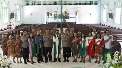 Polres Jombang gelar Minggu Kasih di GKJW Mojowarno