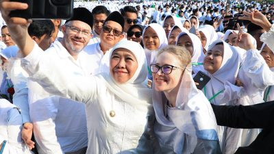 Gubernur Khofifah Dorong Santri Ikut Berperan Aktif Cegah Perpecahan Akibat Pemilu 2024