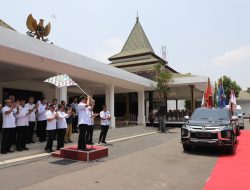 Kirab Pataka Jer Basuki Mawa Beya di Jombang