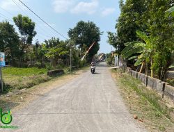 Pemdes Podoroto Jombang Bangun Jalan Aspal lapen Dengan Dana Desa