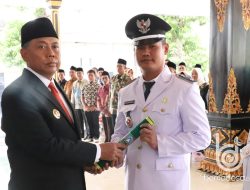 Pj Bupati Jombang Resmi Lantik Kades Antar Waktu Desa Tambar