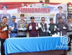 Polres Jombang Musnahkan 2.218 Botol Miras Berbagai Jenis Dan Merk