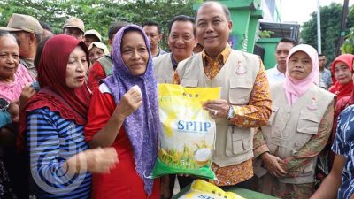 Pemkab Jombang Gelar Operasi Pasar Dan Melaunching Toko Besut.Id di Pasar Pon