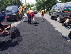 Dinas PUPR Jombang Perbaiki 17 Ruas Jalan Melalui Program PIK