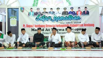 Pj Bupati Jombang Jadwalkan Tarawih Keliling Di 10 Kecamatan, Ini Jadwalnya