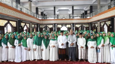 Pj Bupati Jombang Sugiat Hadiri Pengajian Maratus Sholihah