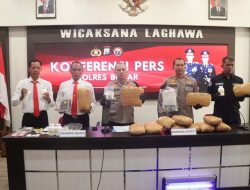 Polisi Gagalkan Peredaran 13 Kg Ganja di Malang, 2 Pelaku Ditangkap