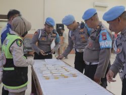88 Personel Polres Jombang Jalani Pemeriksaan Senpi Dan Tes Urine