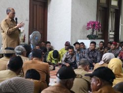Pj Bupati Jombang Bersilaturahmi Dengan Camat, Kades Hinga RT/RW di Kediaman Camat Jogoroto
