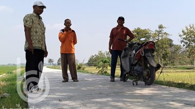 Pemdes Jombatan Bangun Jalan Usaha Tani Dari BKK 2024