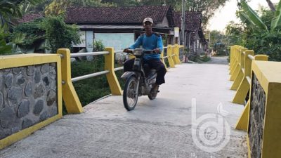 Dana Desa, Pemdes Kedungjati Jombang Bangun JUT, Jalan Lingkungan Dan Jembatan
