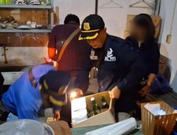 Razia Kafe Karaoke di Tulungagung, Petugas Temukan Miras-Pekerja Anak