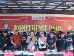Peras Bos Tambang Yang Diduga Ilegal, 12 Oknum LSM Diringkus Polres Tuban