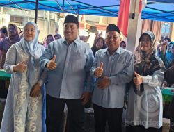 Pasangan ‘WarSa’ Gelar Pasar Murah Dan Pengobatan Gratis di Kecamatan Kesamben