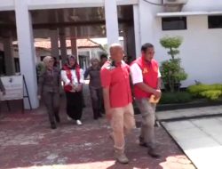 Tilap Dana Desa Rp 1,2 Miliar, Eks Kades Blanakan dan Suaminya Ditahan Kejari Subang