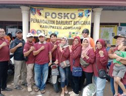 Paguyuban Bendahara Desa se-Jombang Salurkan Bantuan Korban Banjir