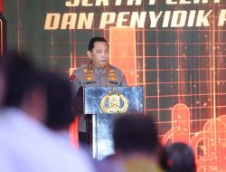 Kapolri Listyo Sigit Resmikan Desk Ketenagakerjaan                        