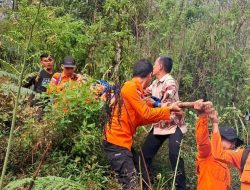 Jenaza Pendaki Yang Tewas di Puncak Gunung Dempo Pagar Alam Berhasil Dievakuasi