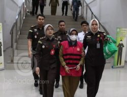 Korupsi APBDes Rp 1,2 M, Sekarang Giliran Bendahara Pemdes Petanang Muara Enim Ditahan