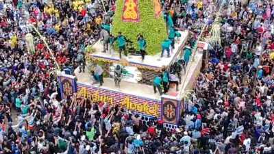 Andum Apokat 2025, Ribuan Warga di Jombang Rebutan Apokat Gratis