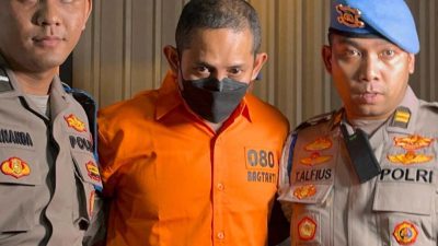 Kapolres Nonaktif  Ngada AKBP Fajar Widyadharma jadi tersangka pencabulan 3 bocah dan narkoba