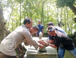 Makam palsu Sunan Candramata di Sumbergondang Jombang dibongkar warga
