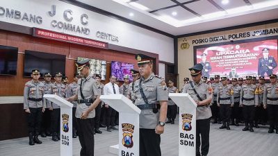 Rotasi jabatan di Polres Jombang bergulir, dua Kapolsek berganti