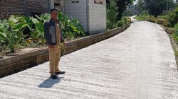 pembangunan_jalan_rabat_beton_di_jombang_jatim