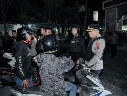 Polres Jombang Gelar Pengamanan Jalur Kepulangan Warga Baru IKS-PI Kera Sakti