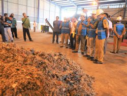 Inovasi Pengelolaan Sampah : DLH Jombang Luncurkan Program RDF ‘Seger’
