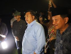 Bupati Jombang Tinjau Tanggul Jebol di Pucangsimo, Instruksikan Perbaikan