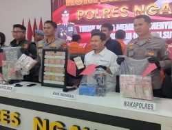 Edarkan Uang Palsu, Dua Kades di Ngawi Ditangkap