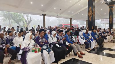 Bupati Jombang Berangkatkan 178 Jemaah Haji
