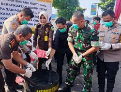 Kejari Jombang Musnahkan Barang Bukti Puluhan Perkara Tindak Pidana Inchraht