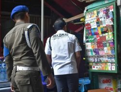 Satpol PP Surabaya dan Bea Cukai Sita 981 Bungkus Rokok Ilegal