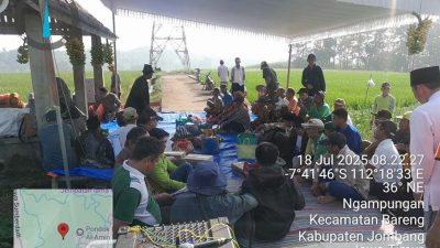Petani Ngampungan Jombang Gelar Sedekah Wiwit Panen dan Tanam