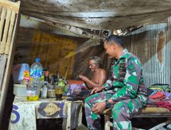 Mbah Sarjo Tokoh Inspiratif Yang Dikunjungi Satgas TMMD 125  Desa Kromong