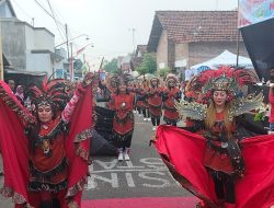 Pemdes Mojongapit Jombang Gelar Jalan Sehat Kreasi Meriahkan HUT Ke-80 RI
