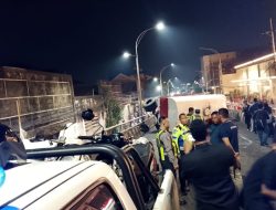 Truk Tetes Tebu Terbalik di Fly Over Kotalama, Muatan Tumpah ke Jalan Sebabkan Kemacetan