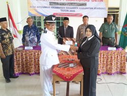 Kades Jatiduwur Jombang Lantik Kepala Seksi Pemerintahan