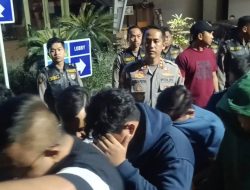 Pesta Seks Gay di Hotel Surabaya Digerebek Polisi, 34 Pria Diamankan