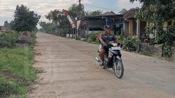 Pemdes Jatiduwur Jombang Bangun Jalan Rabat Beton