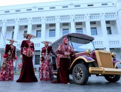 Dekranasda Bersama Gita Orlin, Angkat Batik Surabaya ke Panggung Modest Fashion Internasional