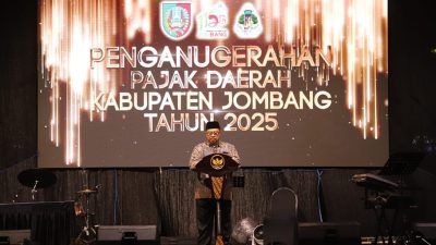 Bupati Jombang Warsubi Apresiasi Wajib Pajak dan Desa Taat Pajak Dalam Anugerah Pajak 2025
