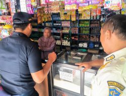 Satpol PP Surabaya Sita 163 Ribu Batang Rokok Ilegal