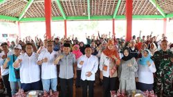 Kegiatan-Pengobatan-Gratis-dan-Pembagian-Sembako-di-Plandaan-jombang-2