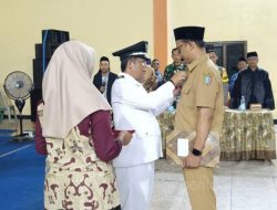 Kades Pulogedang Jombang Resmi Lantik Kasi Pemerintahan