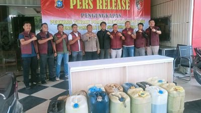 Polres Rokan Hulu Uangkab 2 Kasus Penyalahgunaan BBM Subsidi, 5 Pelaku Ditangkap