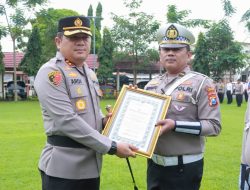 15 Personel Berprestasi Terima Penghargaan Kapolres Jombang