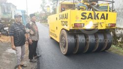 pembangunan_jalan_hotmix_di_desa_sumberjo_jombang